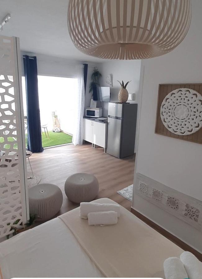 Fuengirola Apartment Carvajal Front Line Primera Linea Εξωτερικό φωτογραφία