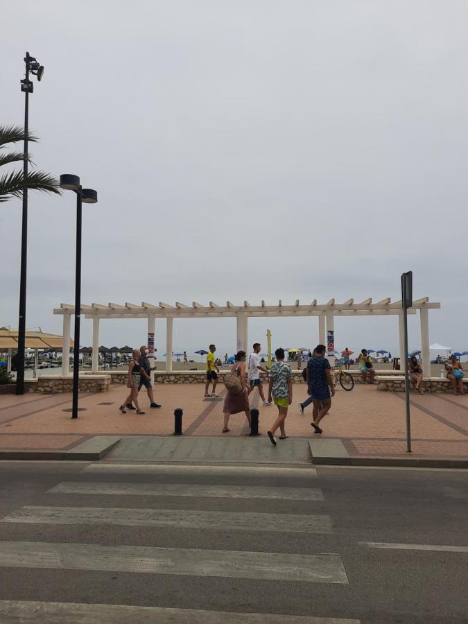 Fuengirola Apartment Carvajal Front Line Primera Linea Εξωτερικό φωτογραφία